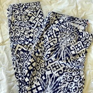 Lilly Pulitzer pants 16 in Bright Navy Pineapple